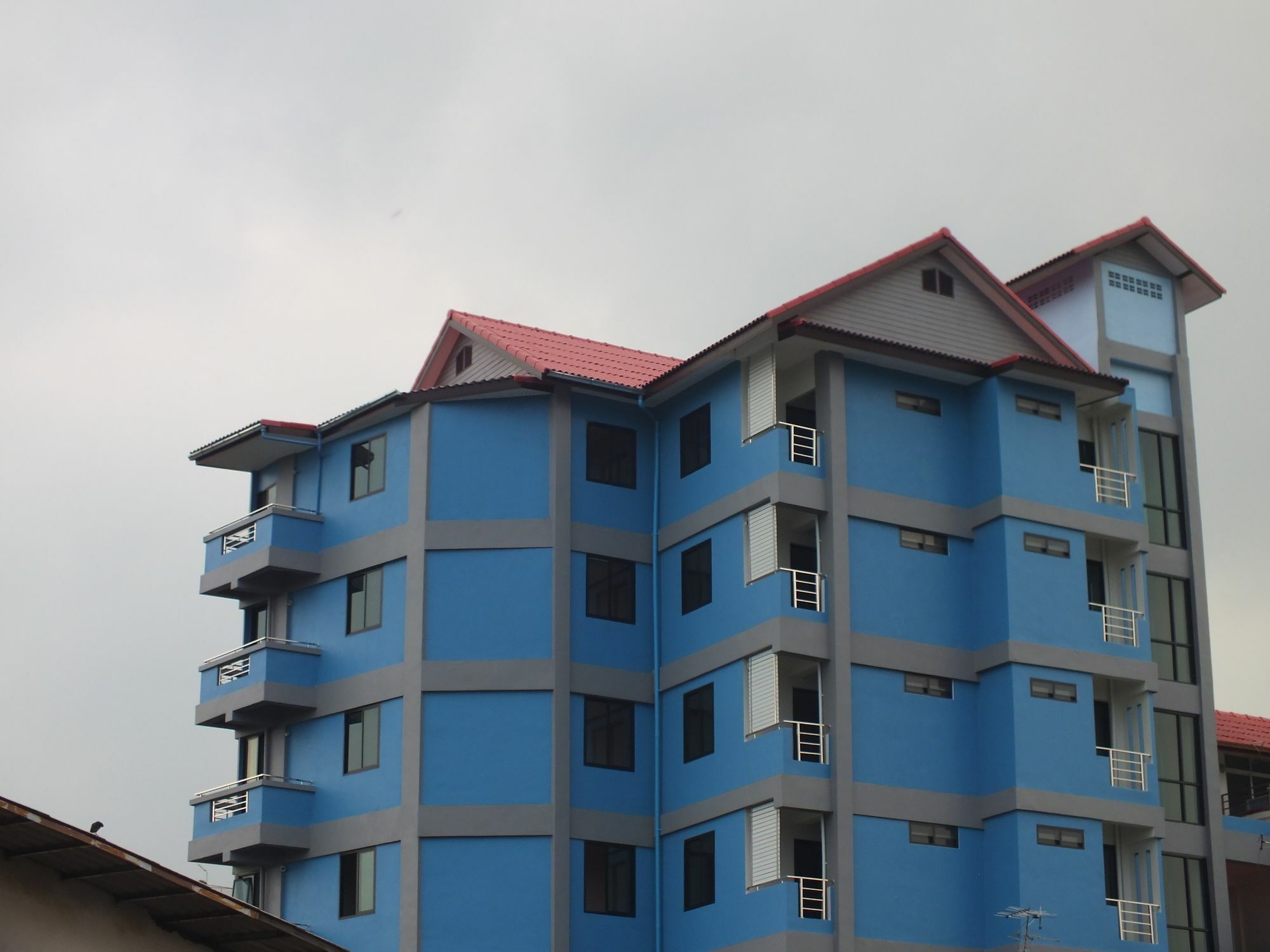 Vanlisut Hotel Ngamwongwan Nonthaburi Exterior foto